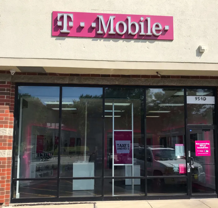 Exterior photo of T-Mobile store at E New York St & N Ohio St, Aurora, IL