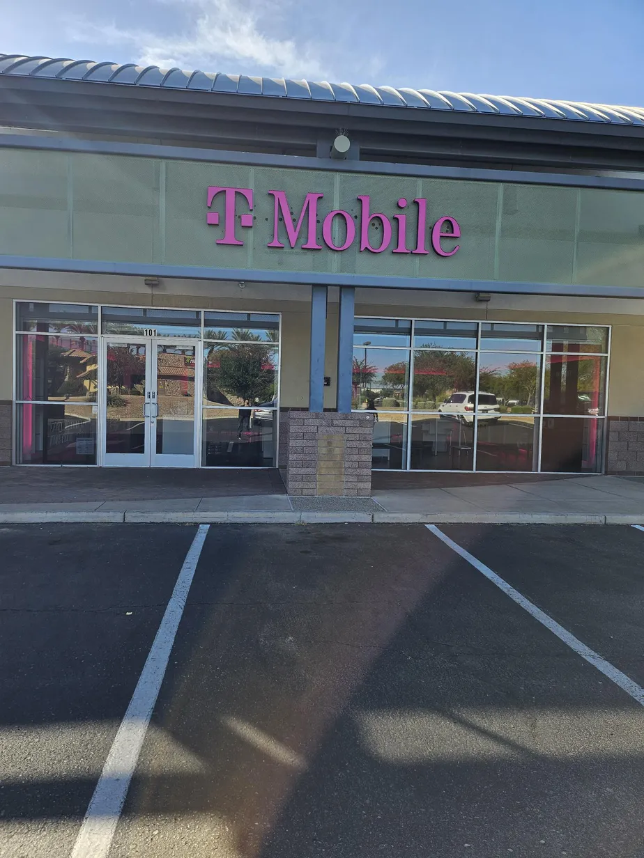  Exterior photo of T-Mobile Store at Surprise Marketplace, Surprise, AZ 