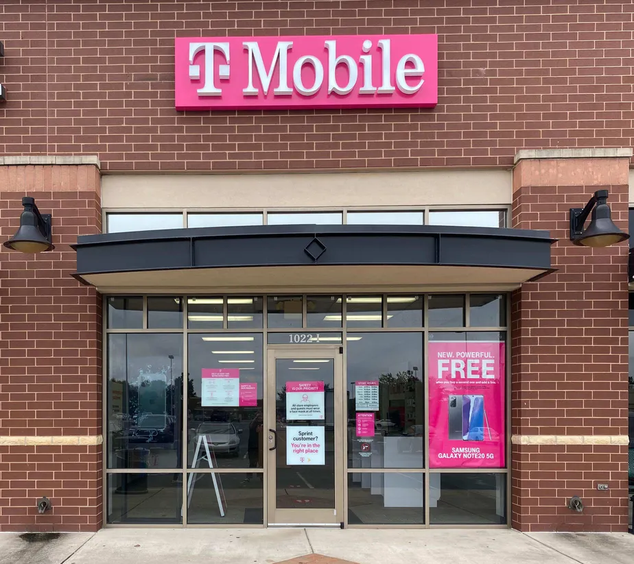 Exterior photo of T-Mobile store at S Main St & Masten Dr, Kernersville, NC