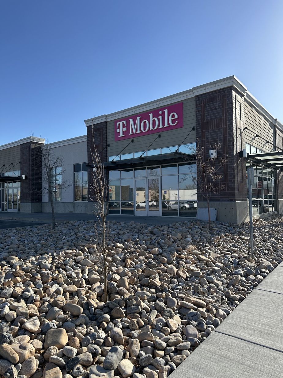 Exterior photo of T-Mobile Store at North Logan, Logan, UT