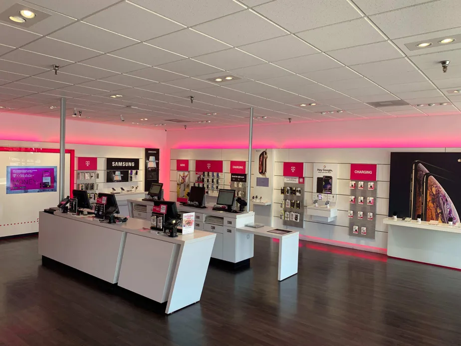 Interior photo of T-Mobile Store at Floral & Hwy 99, Selma, CA