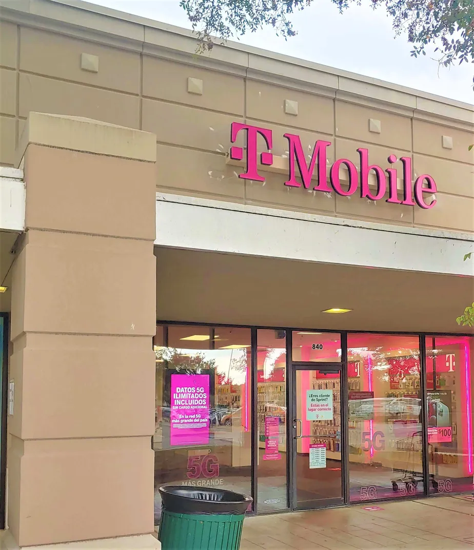 Exterior photo of T-Mobile Store at 41st St & E 43rd St, Austin, TX
