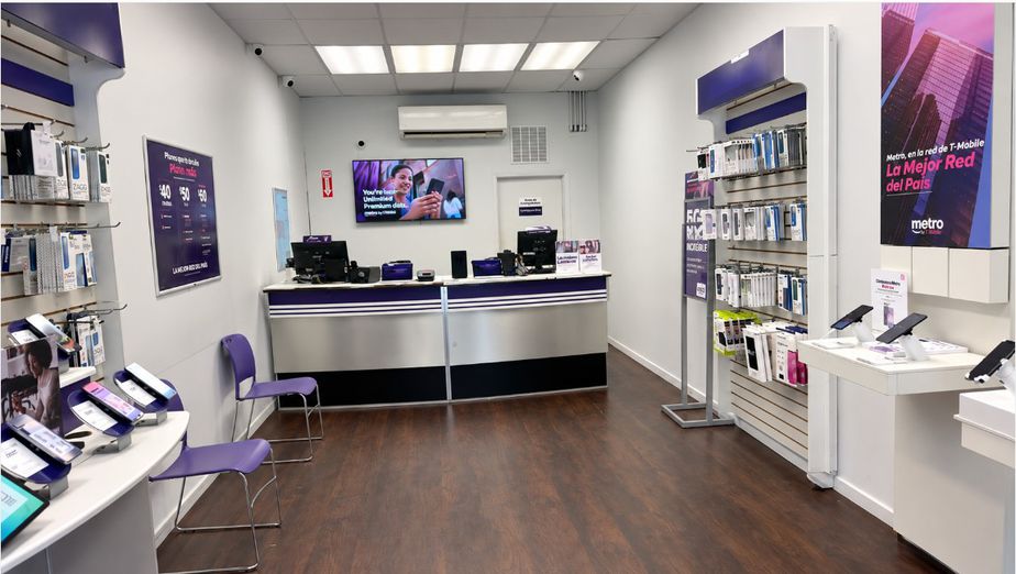 Metro by T-Mobile 1407 Saint Nicholas Ave - 1407 Saint Nicholas Ave 