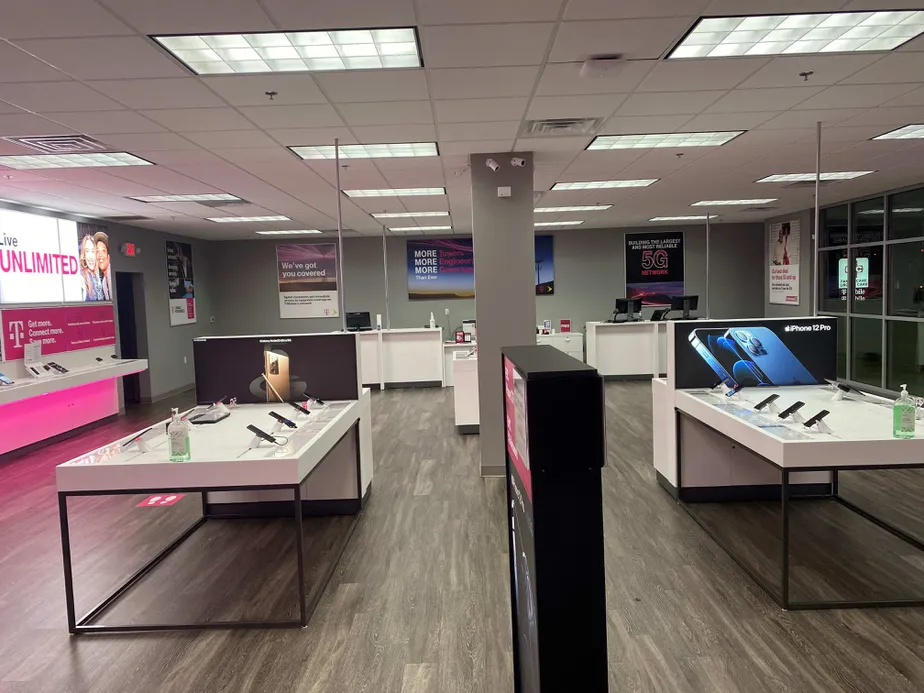 Interior photo of T-Mobile Store at Kingston Pike & N Cedar Bluff Rd, Knoxville, TN