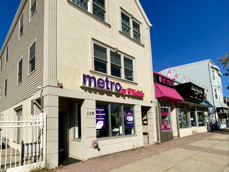 Metro by T-Mobile 119 Washington Ave - 119 Washington Ave 