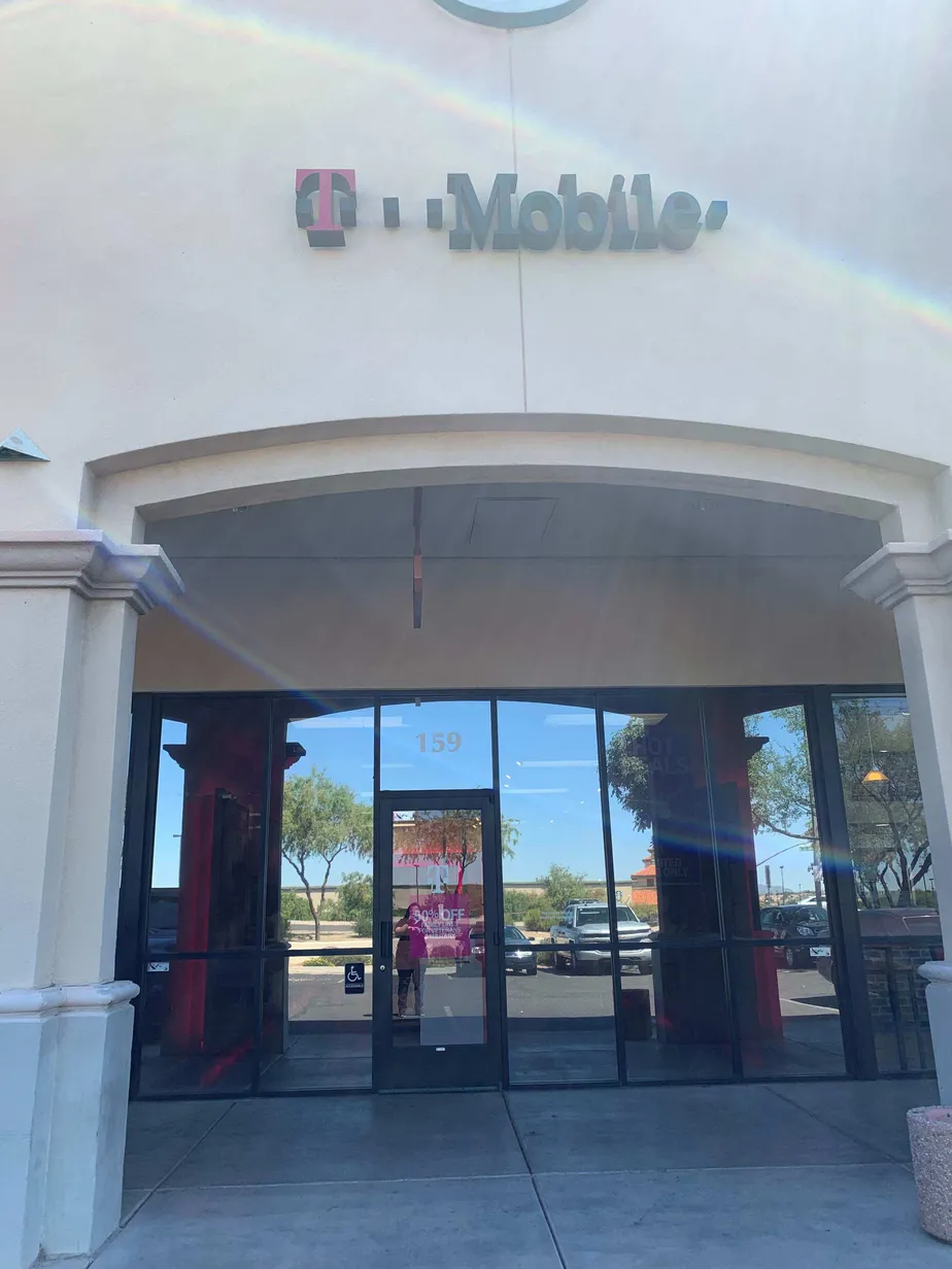 Exterior photo of T-Mobile store at Oracle & 1st, Oro Valley, AZ