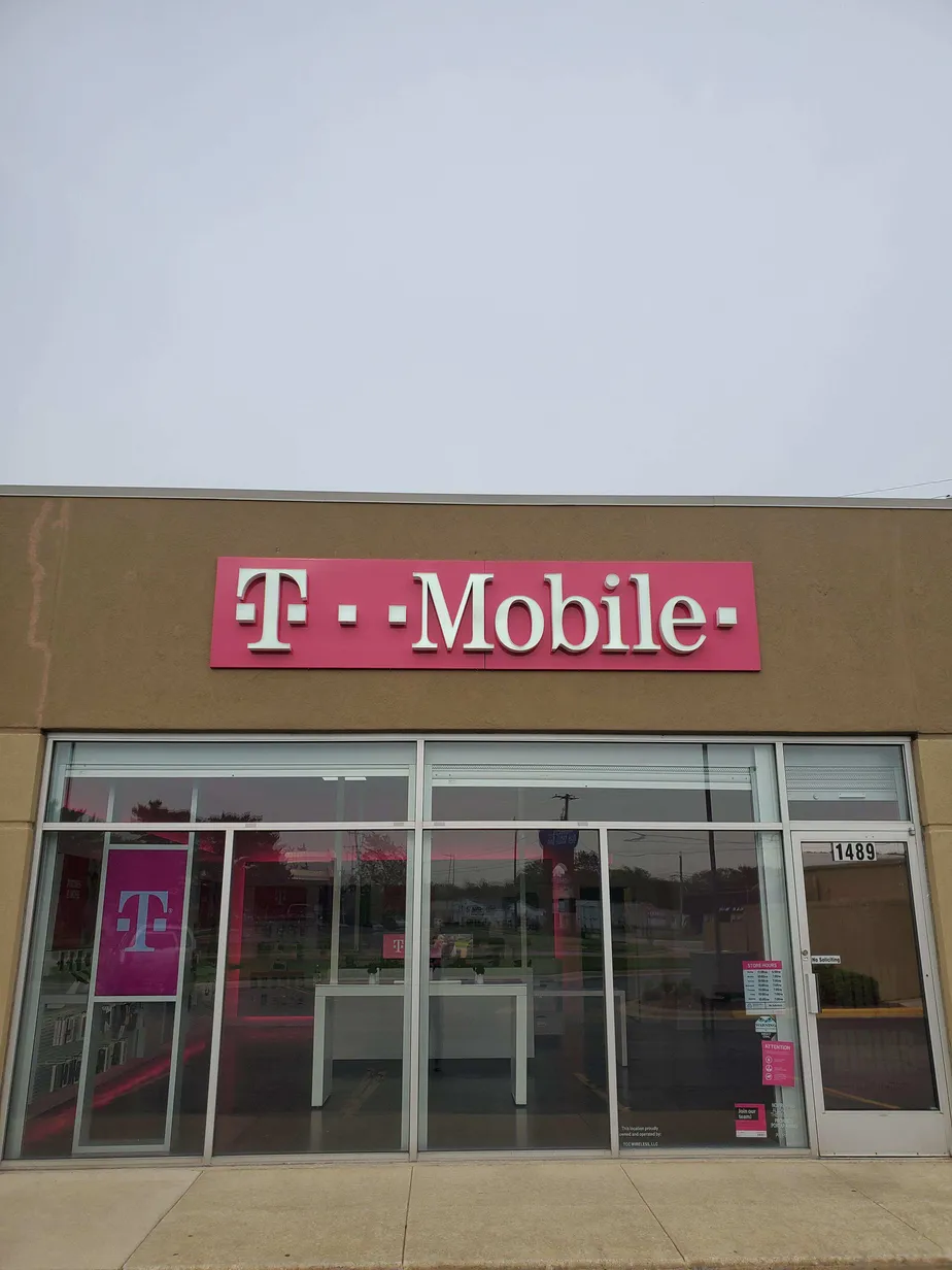 Exterior photo of T-Mobile store at N State St & Cadillac Ct, Belvidere, IL