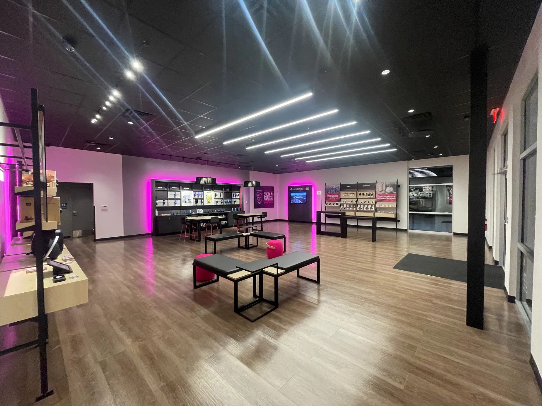 TMobile US 90 & Walmart Dr Waveland, MS