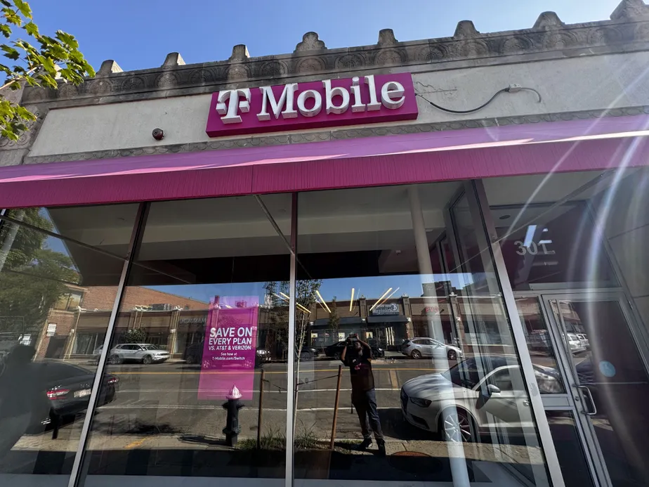  Exterior photo of T-Mobile Store at Coolidge Corner, Brookline, MA 