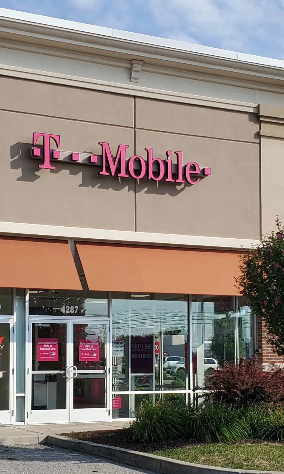 Exterior photo of T-Mobile store at Buffalo Rd & Nagle Rd, Erie, PA