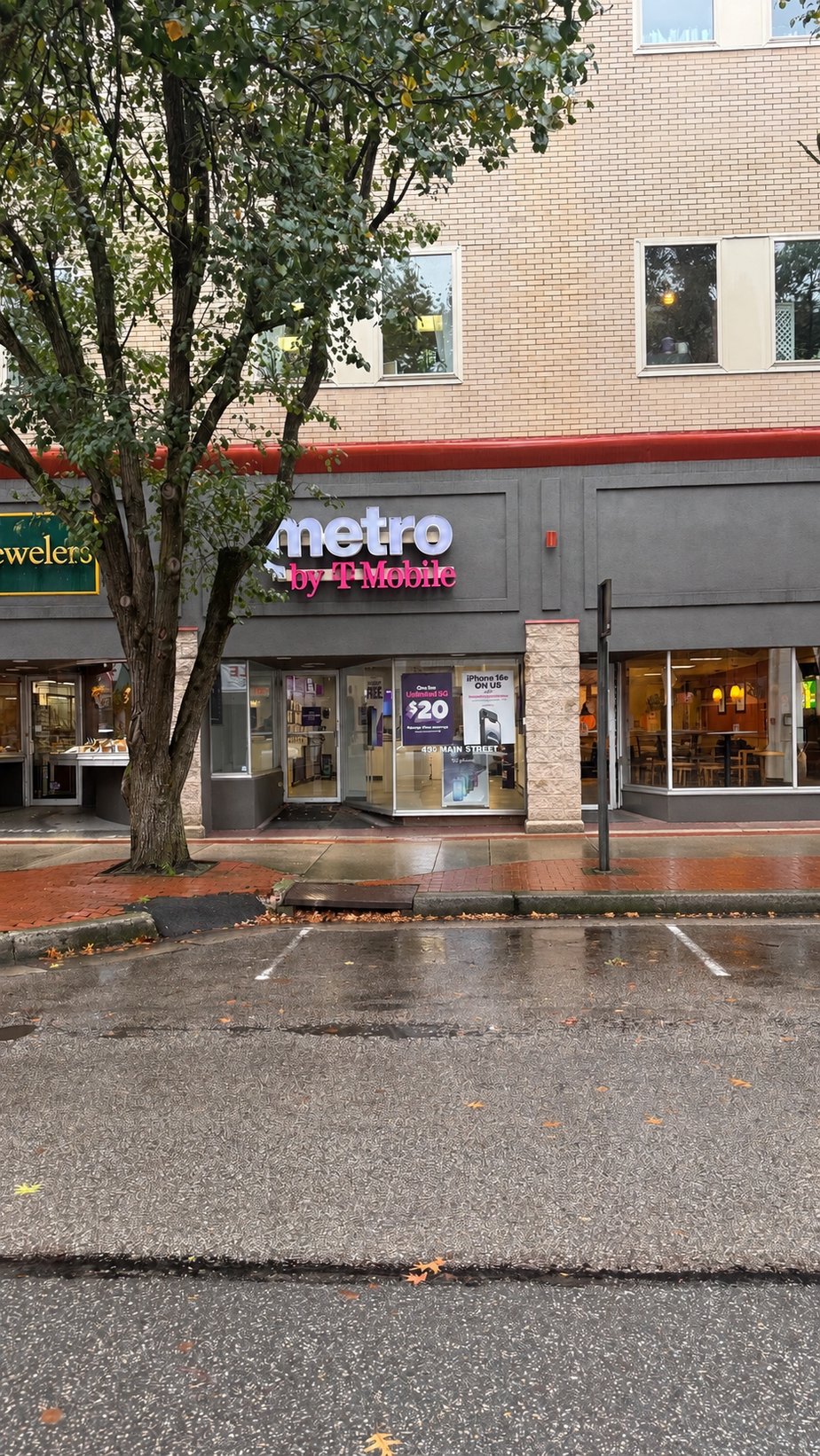 Metro by T-Mobile 410 Main St - 410 Main St