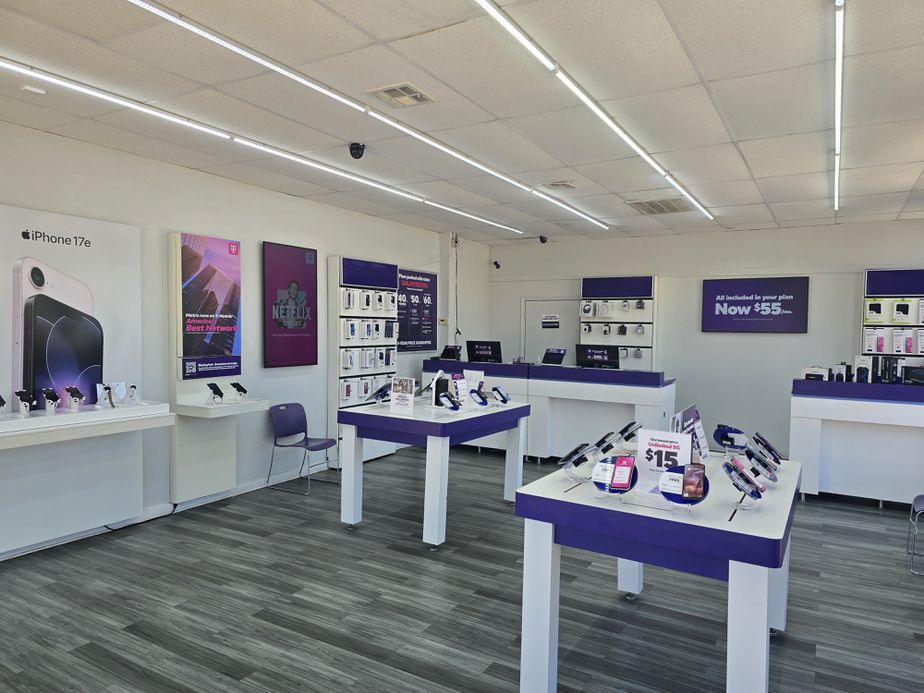 Metro by T-Mobile 5437 Blanco Rd - 5437 Blanco Rd 