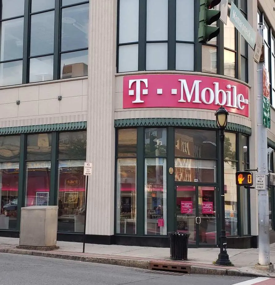 Exterior photo of T-Mobile store at Mamaroneck Ave & Martine Ave, White Plains, NY