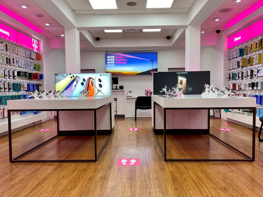 Interior photo of T-Mobile Store at Springfield Mall 8, Springfield, PA