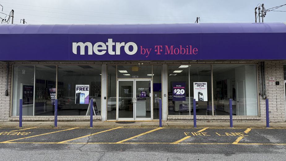 Metro by T-Mobile 230 C Bristol Pike - 230 C Bristol Pike