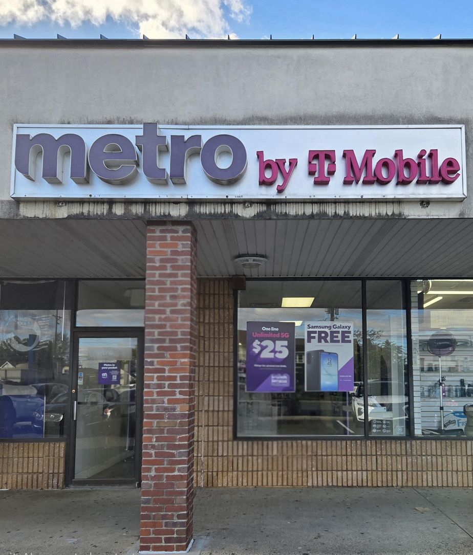 Metro by T-Mobile 1148 Liberty Ave - 1148 Liberty Ave 