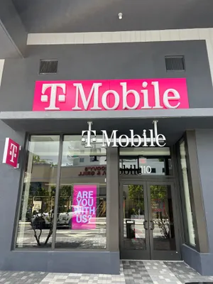 T-Mobile Experience Store