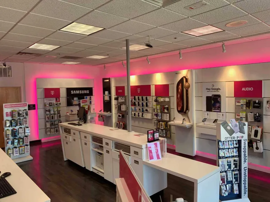  Interior photo of T-Mobile Store at Milwaukee, Boise, ID 