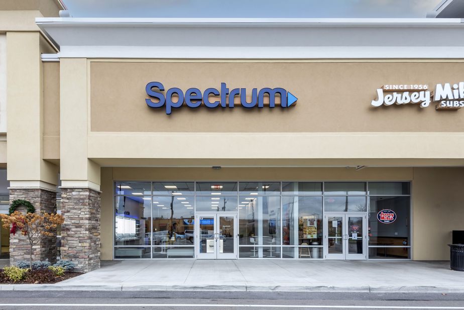 Spectrum - 3670 South McKinley Plaza 
