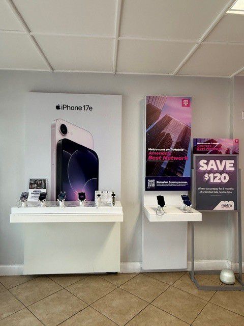 Metro by T-Mobile 1117 Lake Ave - 1117 Lake Ave 