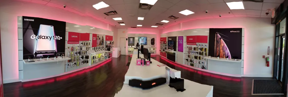 Interior photo of T-Mobile Store at Nelson Rd. & Lincoln Hwy, New Lenox, IL