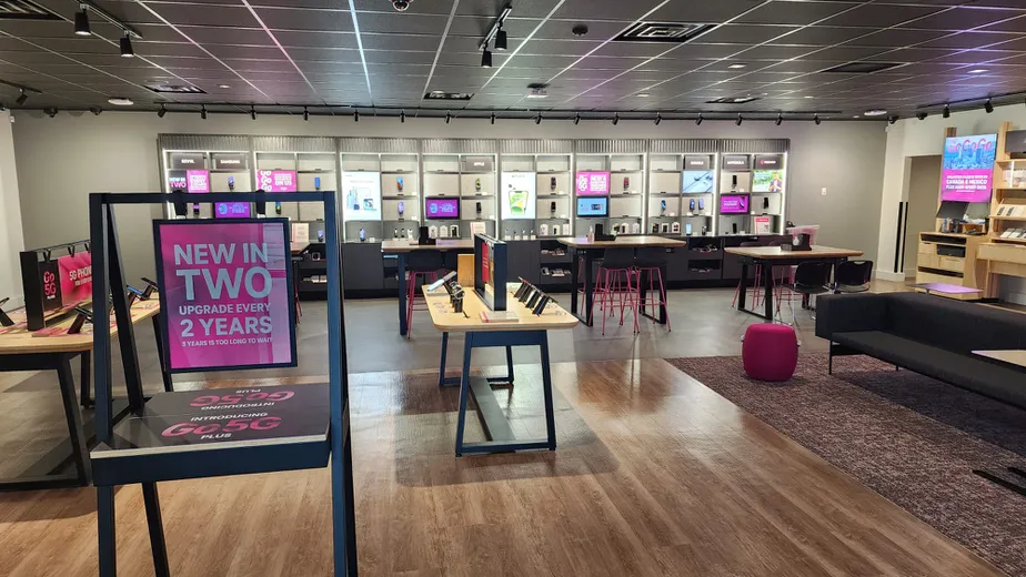 Interior photo of T-Mobile Store at Saddle Creek and California St, Omaha, NE