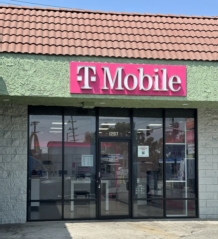  Exterior photo of T-Mobile Store at Soto St & 8th St, Los Angeles, CA 