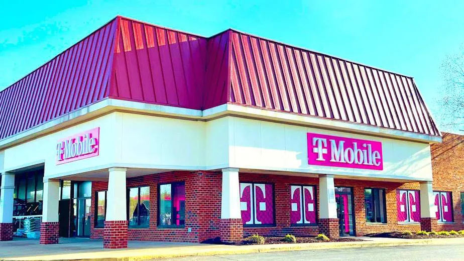 Exterior photo of T-Mobile Store at N Washington Hwy & England St, Ashland, VA