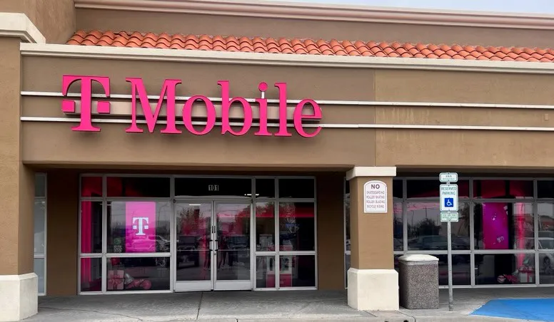 Exterior photo of T-Mobile Store at N Zaragoza Rd & Saul Kleinfeld Dr, El Paso, TX