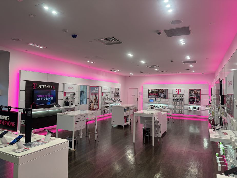 Interior photo of T-Mobile Store at Hillsdale Mall, San Mateo, CA