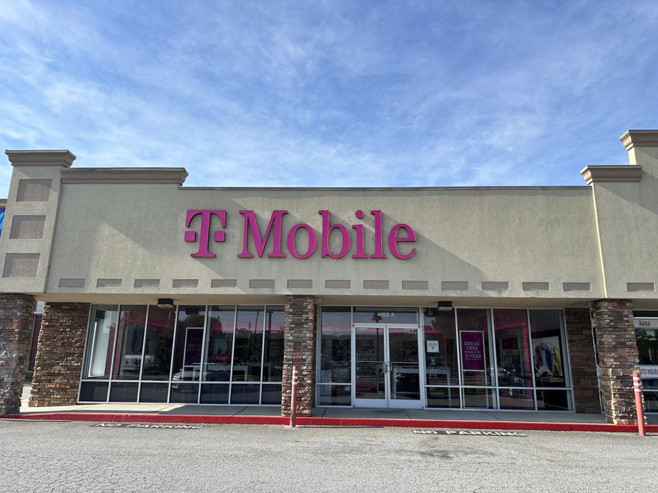 Exterior photo of T-Mobile Store at I-285 & Lavista Rd, Tucker, GA