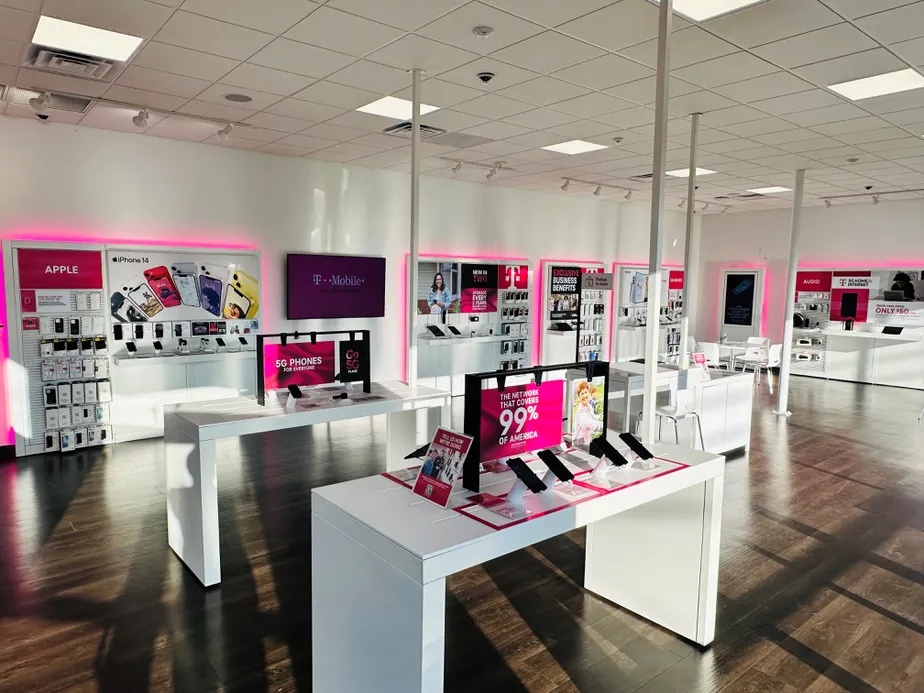 Interior photo of T-Mobile Store at Carolina Ave & W 15th St, Washington, NC