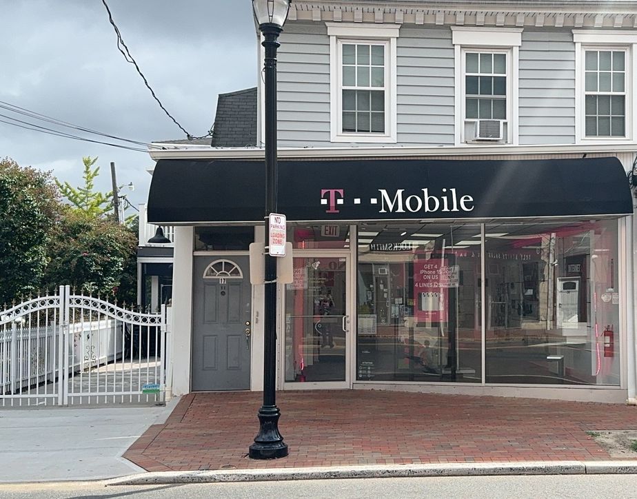 Exterior photo of T-Mobile Store at South St & E Main St, Freehold, NJ