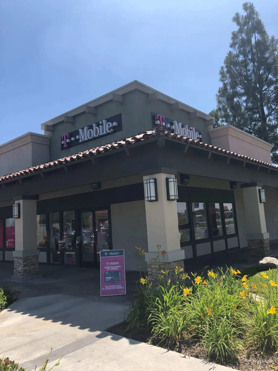 Exterior photo of T-Mobile Store at Central & Philadelphia, Chino, CA