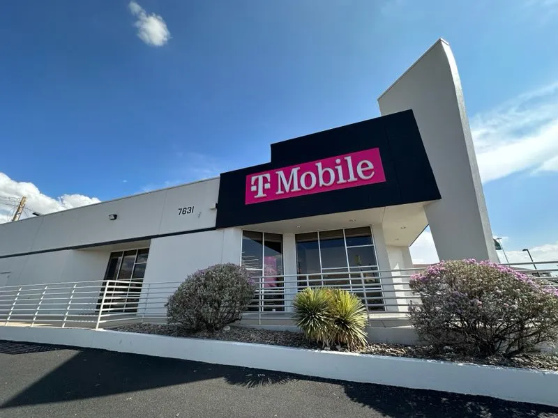 Exterior photo of T-Mobile Store at N Mesa St & Remcon Cir, El Paso, TX