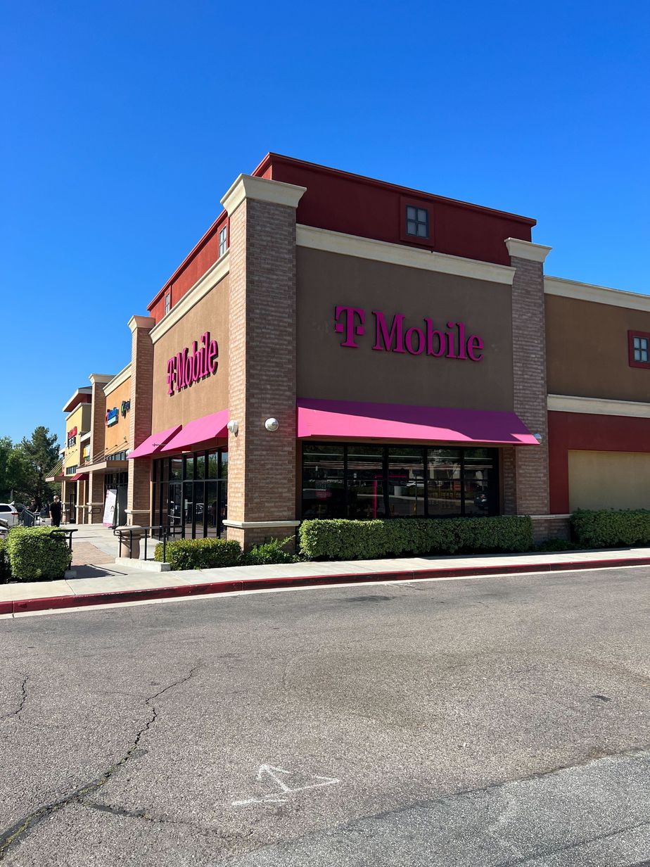 Exterior photo of T-Mobile Store at Gilbert & Malvern, Fullerton, CA