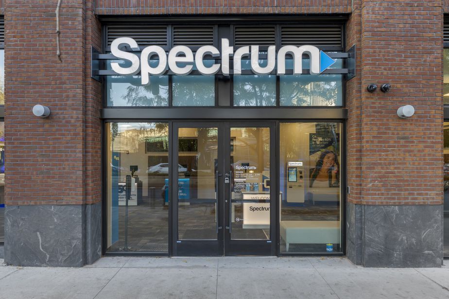 Spectrum - 23-20 Jackson Ave 