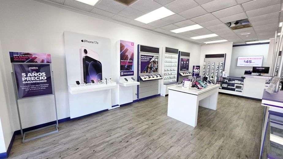 Metro by T-Mobile 1628 W Randol Mill Rd - 1628 W Randol Mill Rd 