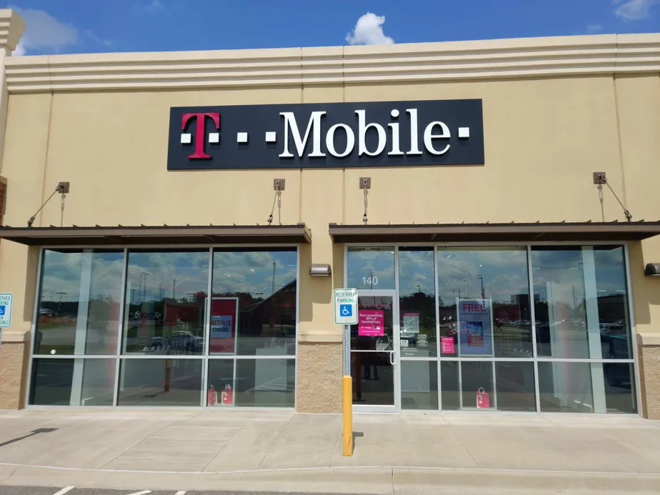 Exterior photo of T-Mobile store at I-30 & Alcoa Rd, Benton, AR