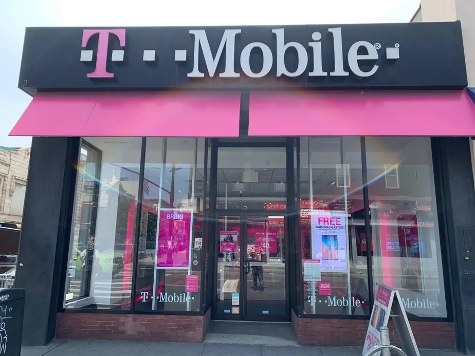 Exterior photo of T-Mobile store at Manhattan Ave & Meserole St, Brooklyn, NY