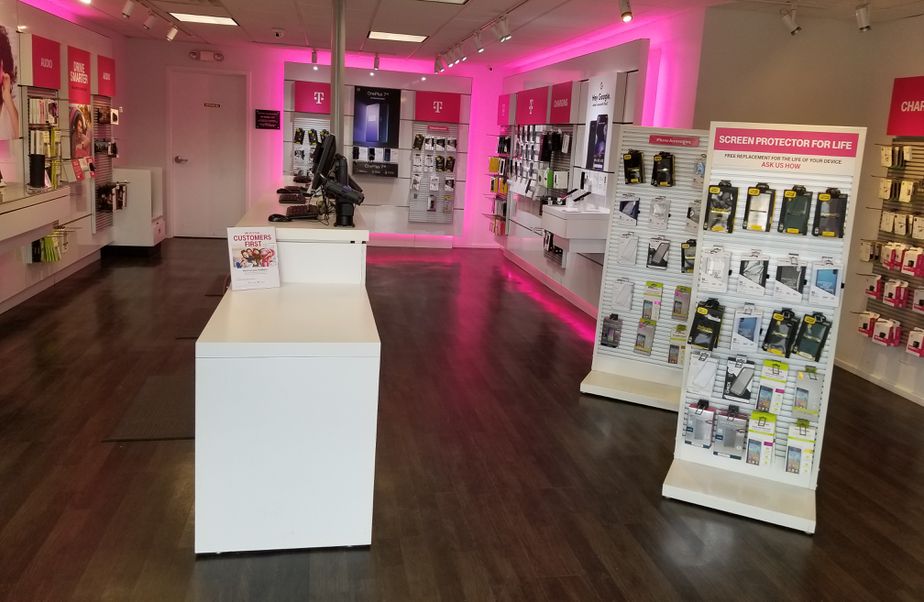 Interior photo of T-Mobile Store at Main St & 15th St, Ottawa, KS