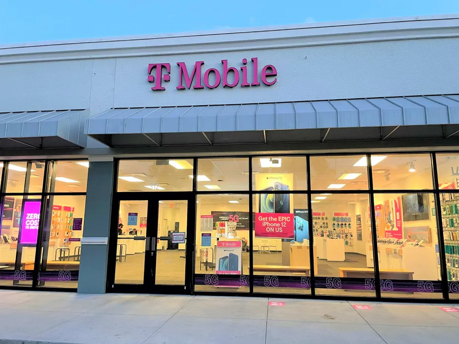 Exterior photo of T-Mobile store at Santa Barbara Blvd & Sw 2nd Ave, Cape Coral, FL