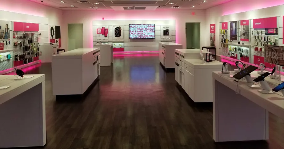  Interior photo of T-Mobile Store at Cedar Rd & Warrensville Center Rd, University Heights, OH 