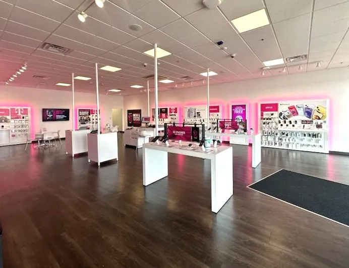 Interior photo of T-Mobile Store at Springfield Freedom, Springfield, IL
