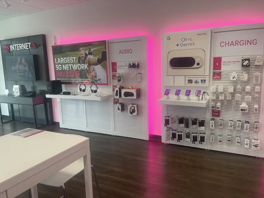  Interior photo of T-Mobile Store at S Columbia Ave & 12th St, Rincon, GA 