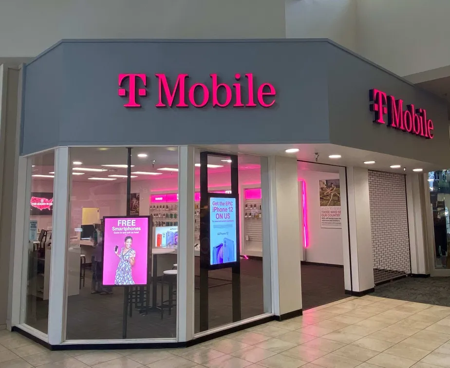  Exterior photo of T-Mobile Store at Meadowbrook Mall, Bridgeport, WV 