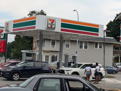 Image gallery for 7-Eleven