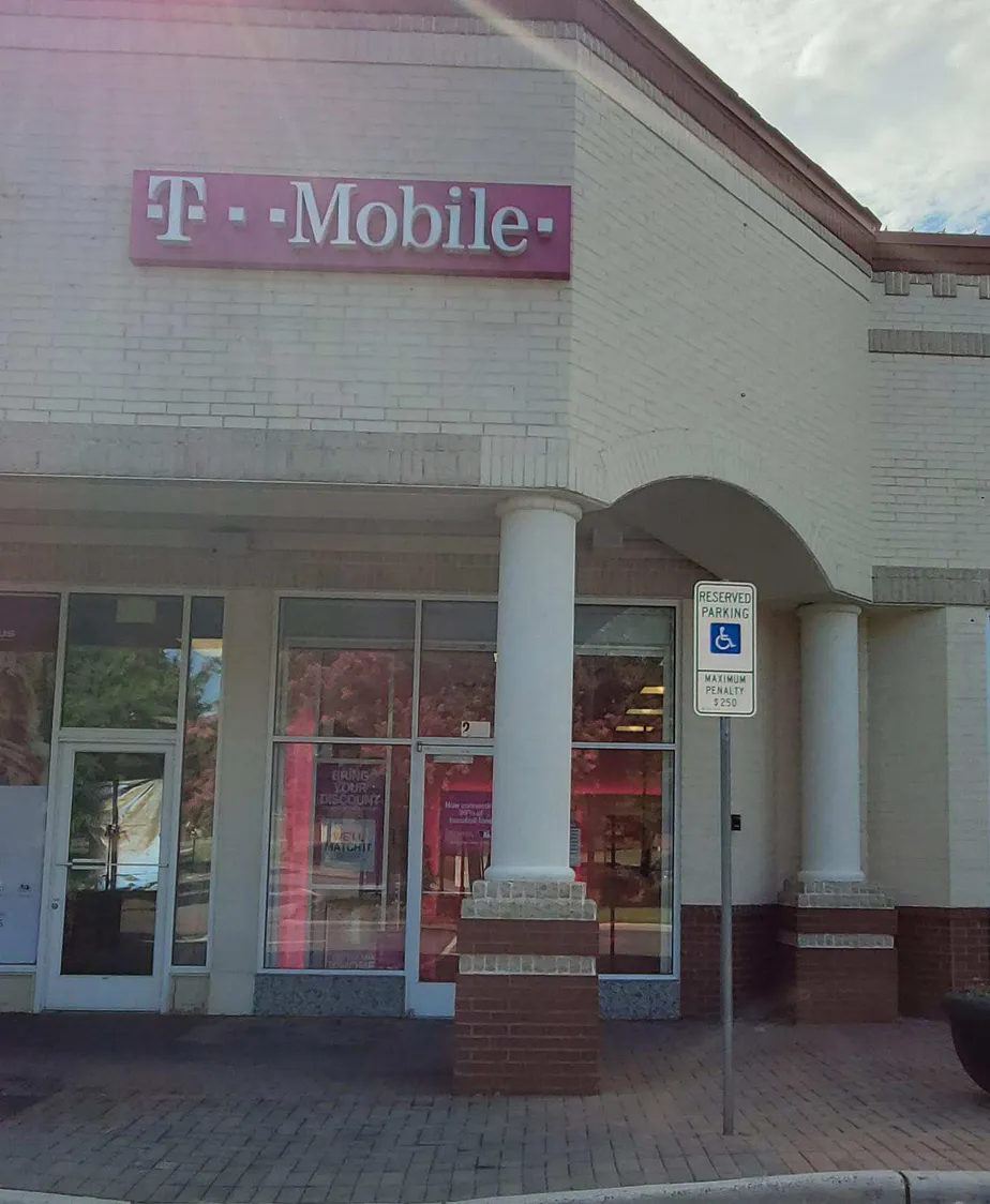 Exterior photo of T-Mobile store at Pineville Matthews & Providence Rd, Charlotte, NC