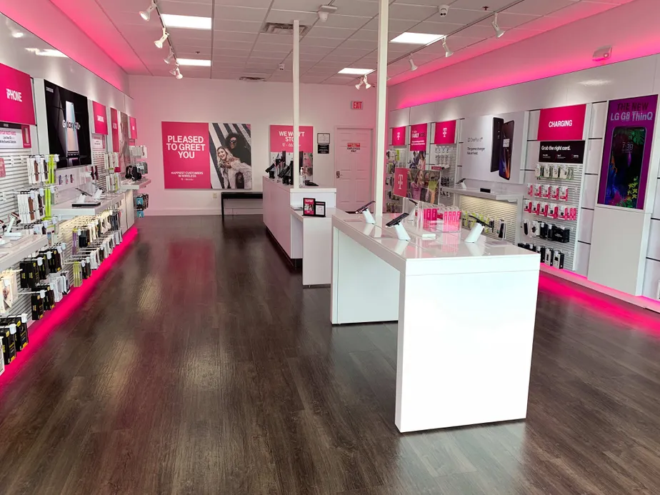 Interior photo of T-Mobile Store at Hwy 76 & Raymond Hirsch Pkwy, White House, TN