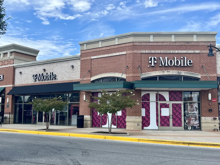  Exterior photo of T-Mobile Store at Westview Promenade, Frederick, MD 